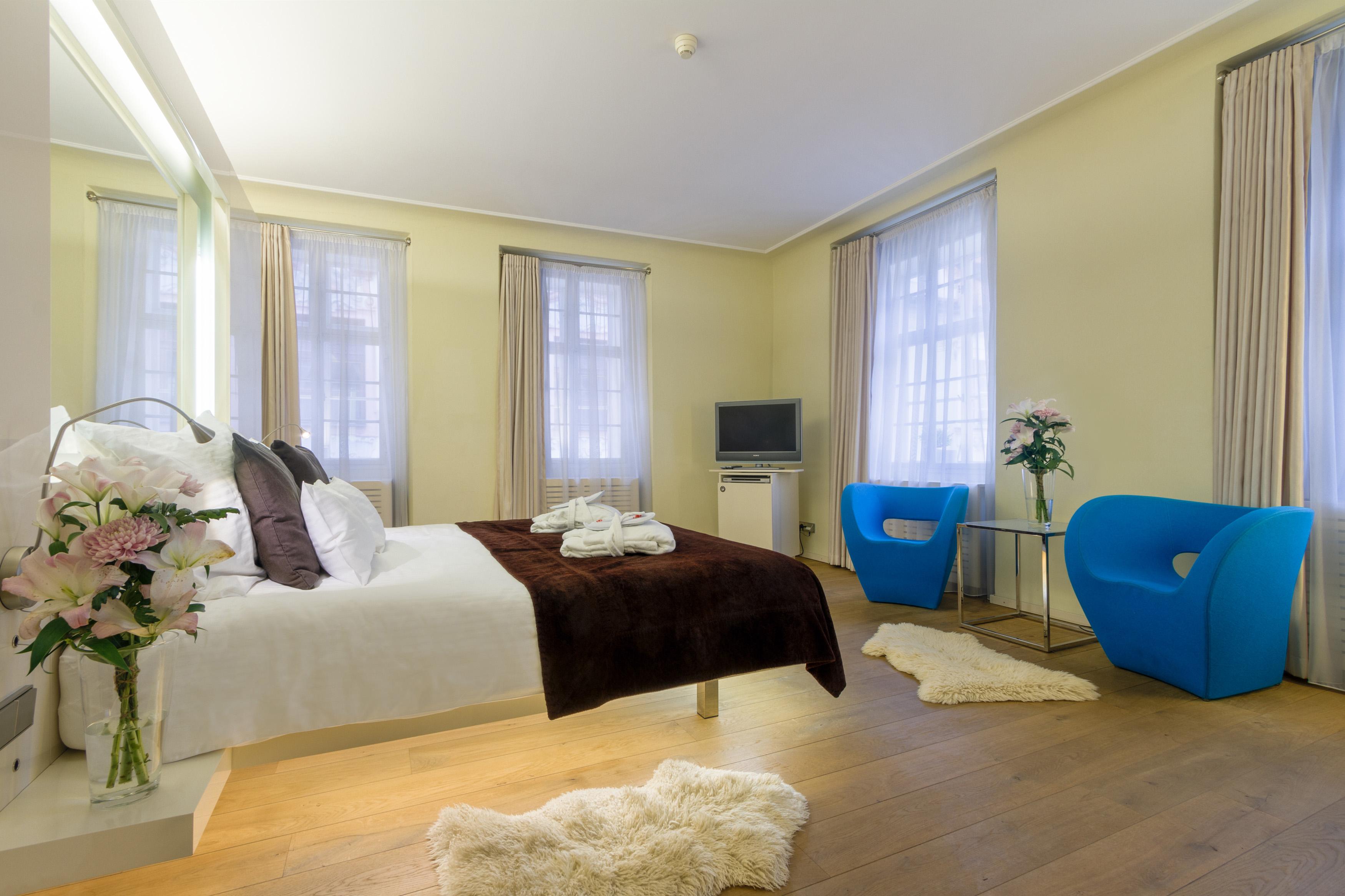 Hotel Three Storks Praga Exterior foto A room at the hotel